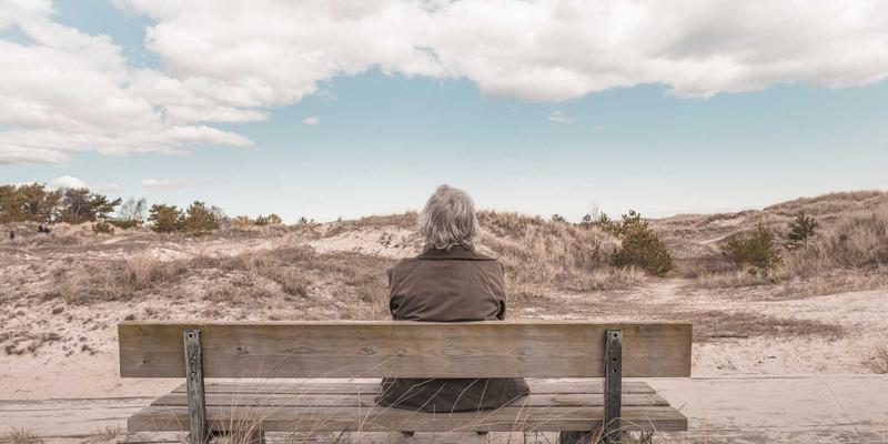 当L4自动驾驶驶入现实:法律真空与伦理困境如何破局?量子计算与太空探索带来的新维度